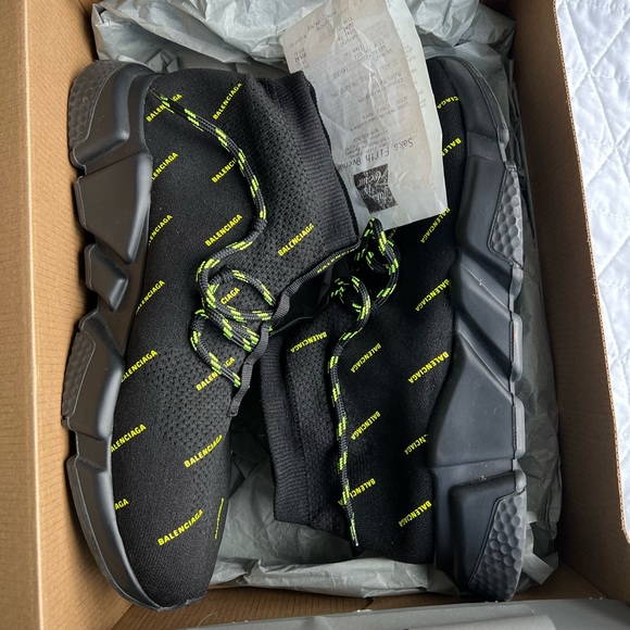 Wore them maybe 3 times. collecting dust - Picture 4 of 5